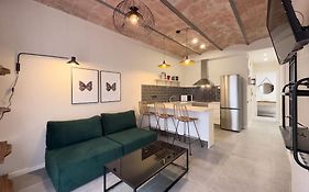 Bebarceloner Sants Apartments - 2 Bedrooms